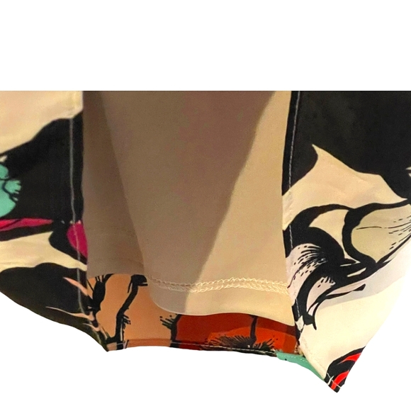 NWT!! Express, Women's(4) Floral Mini Dress w Cut Out Back- Black Multicolored - Picture 5 of 6